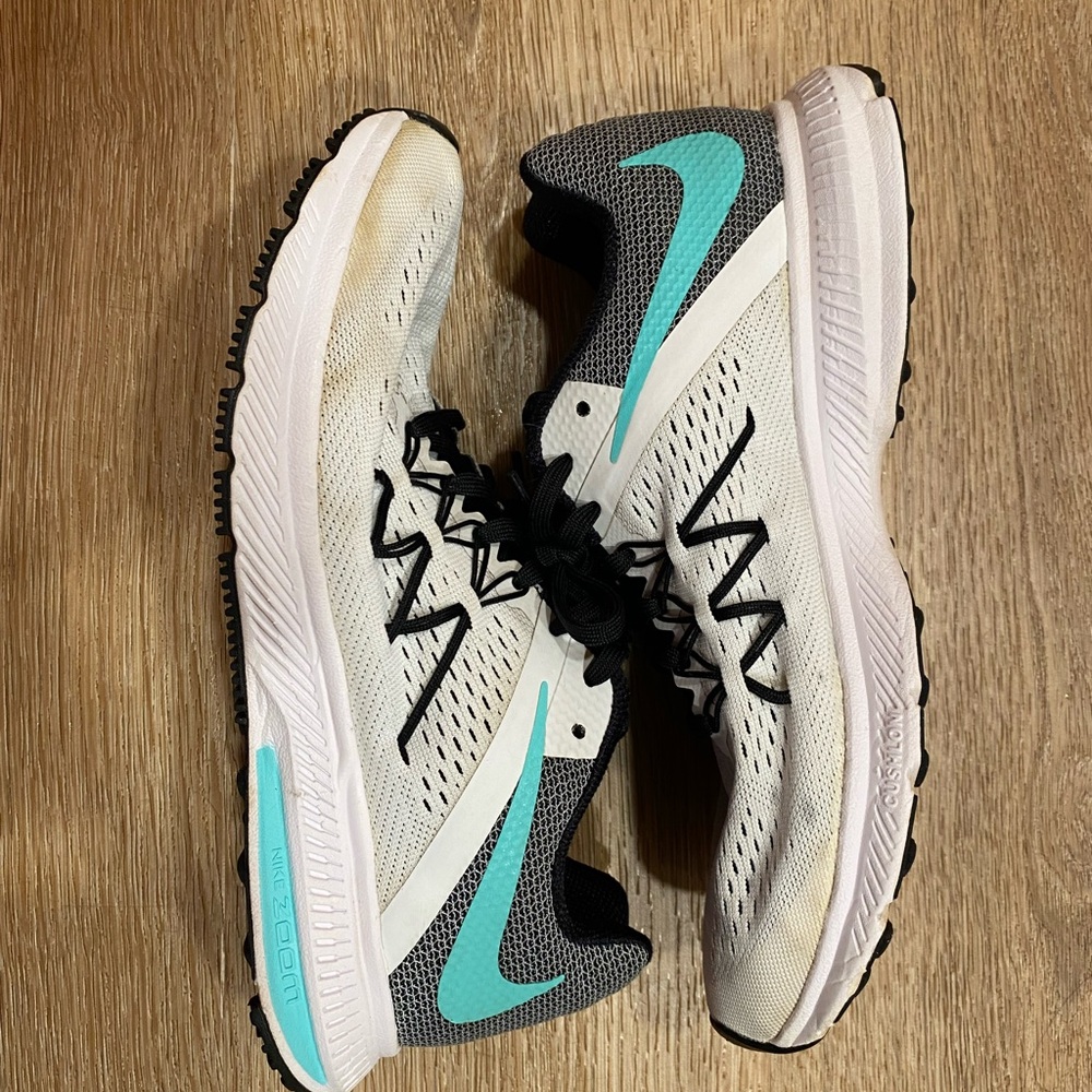 Nike Black and Teal Athletic Shoes